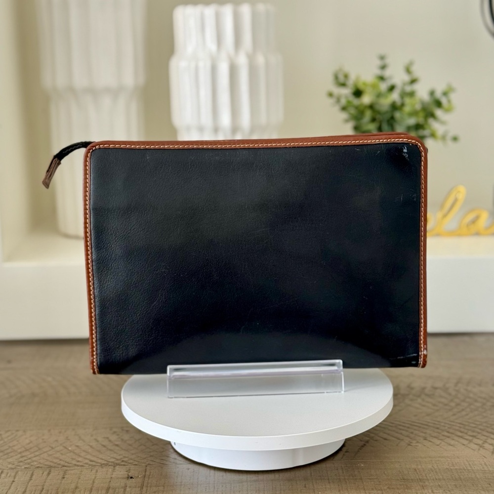 Celine Vintage Triomphe  Black Leather Clutch Bag - Picture 4 of 16